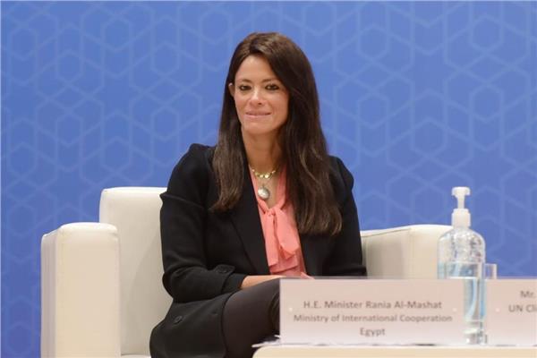 وزيرة التعاون الدولى