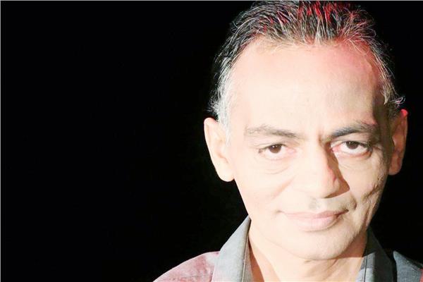 نحاور راهب المسرح التونسي.. أنور الشعافى: أداوي نفسى بـ «أبو الفنون»