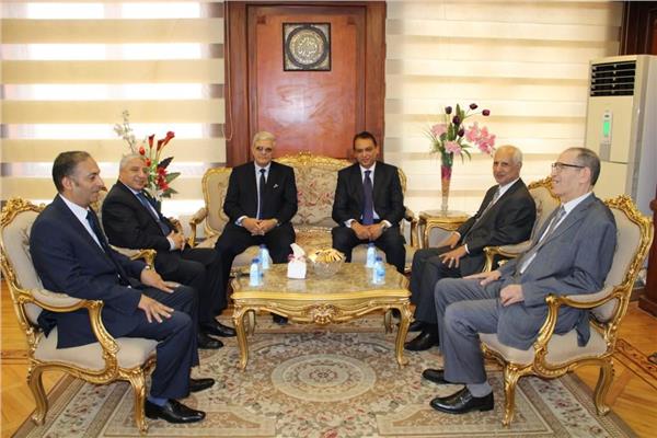 رئيس هيئة النيابة الإدارية يستقبل وزير الدولة لشئون المجالس النيابية