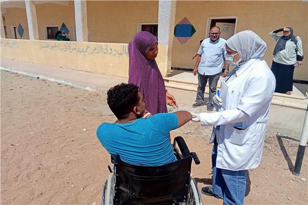 جانب من القوافل الطبية 
