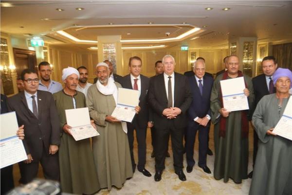 وزير الزراعة خلال تكريم أفضل منتجي القمح