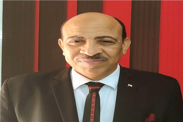 مدير إدارة مصر القديمة التعليمية
