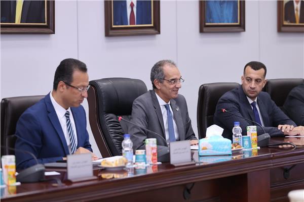 وزيرا السياحة والآثار والاتصالات وتكنولوجيا المعلومات