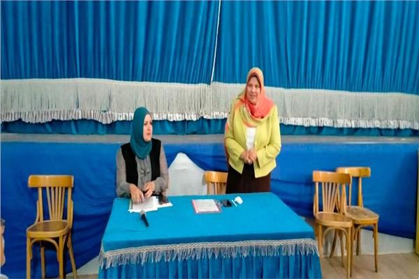 «تعليم الفيوم» تعقد اجتماعًا لعرض الاستعدادات النهائية لاستقبال العام الدراسي 