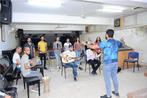 فرقة جامعة أسيوط الموسيقية