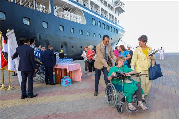 السفينة السياحية AZAMARA ONWARD