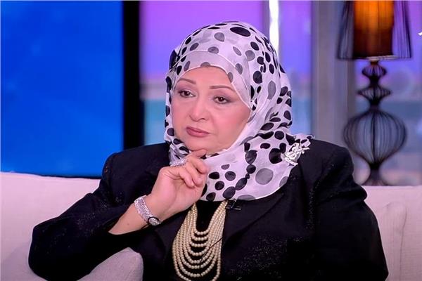  الفنانة عفاف شعيب
