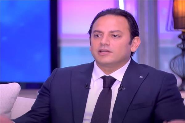 الكابتن أحمد برادة بطل الاسكواش العالمي