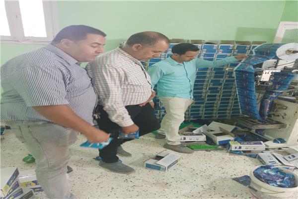 ضبط 5250 كيس ملح طعام مغشوش وألفين كجم آخرى مجهول المصدر بالبحيرة