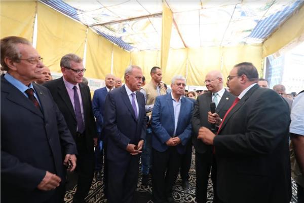  وزير التعليم العالي خلال جولته التفقدية