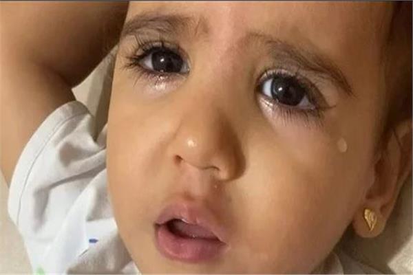  الطفلة سيلين مريضة ضمور العضلات 