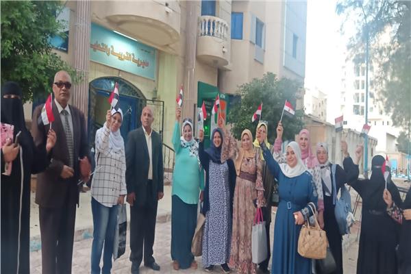 نقل المعلمين لمدارس قري مطروح البعيده   