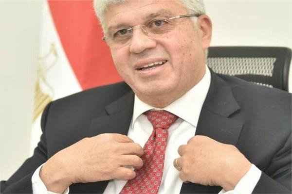  د. أيمن عاشور وزير التعليم العالي والبحث العلمي