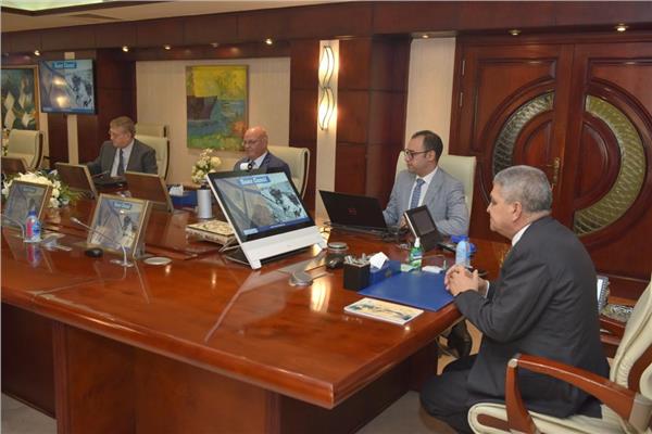  الفريق أسامة ربيع رئيس هيئة قناة السويس