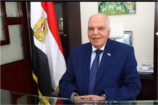 خلف الزناتي نقيب المعلمين
