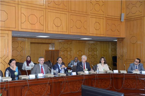 بعثة من صندوق النقد الدولي في زيارة لمحافظة الإسماعيلية 
