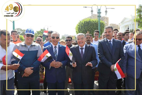 محافظ المنيا يقود ماراثون رياضي ضمن احتفالات المحافظة