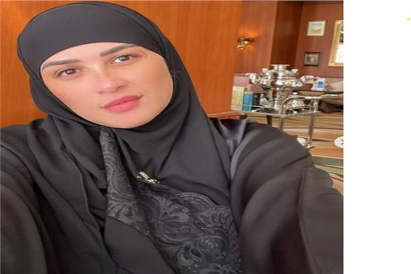 ياسمين عبد العزيز