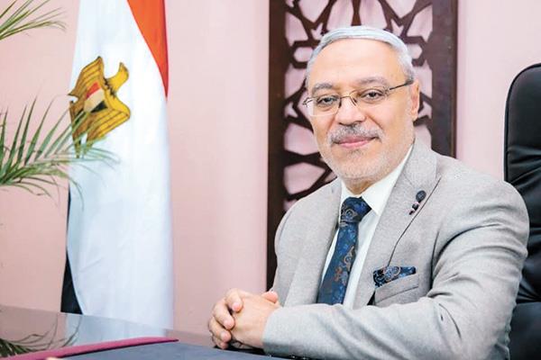  د. محمود ذكى