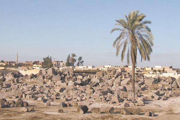 منطقة أثرية مهملة تحتاج التطوير