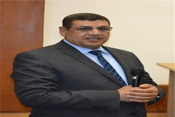 الدكتور رفعت الجمل