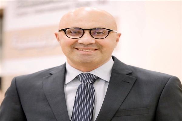 الدكتور أحمد بهي الدين