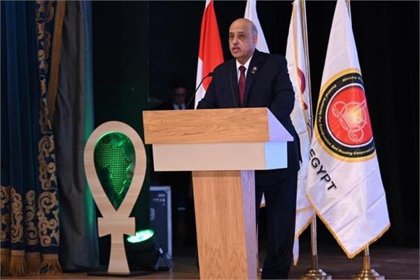 الدكتور حسام الدين مصطفى رزق،