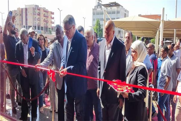 محافظ البحر الأحمر يكشف كواليس افتتاح خدمات الدهار بالغردقة
