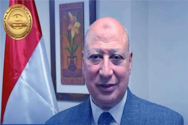 مختار توفيق رئيس مصلحة الضرائب المصرية