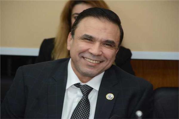 المهندس مدحت بركات رئيس حزب أبناء مصر