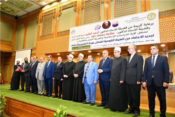 وزير الأوقاف: نواجه التشدد بنفس القدر الذي نتصدى به للانحراف