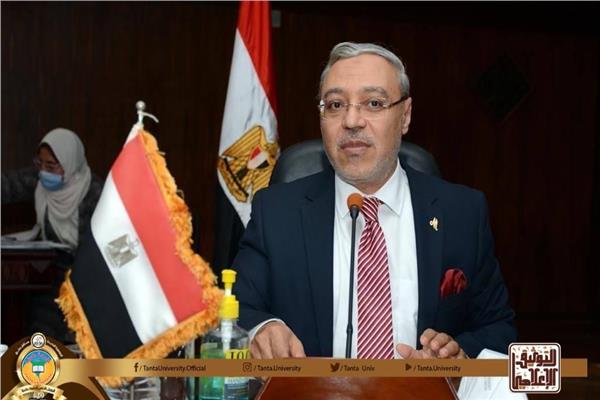 الدكتور محمود ذكى رئيس جامعة طنطا