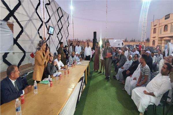 "تنسيقية الأحزاب" تنظم جلسة للحوار الوطني بمركز شباب الإمام مالك بوادي النطرون 