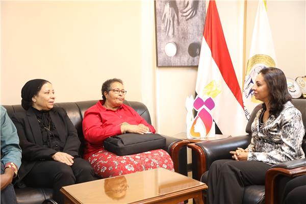 الدكتورة مايا مرسي
