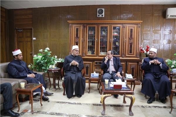  وفد "البحوث الإسلامية"  