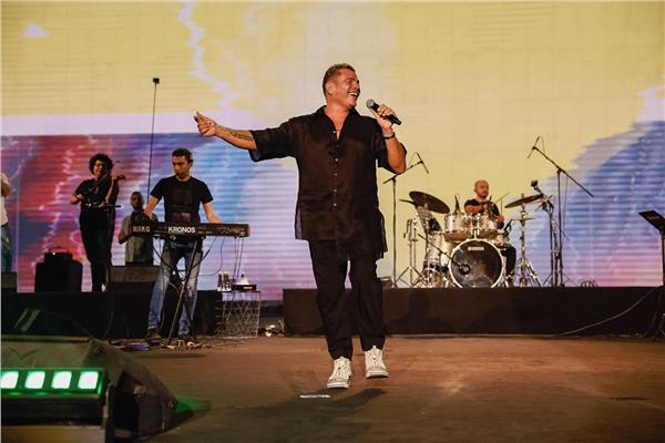 عمرو دياب