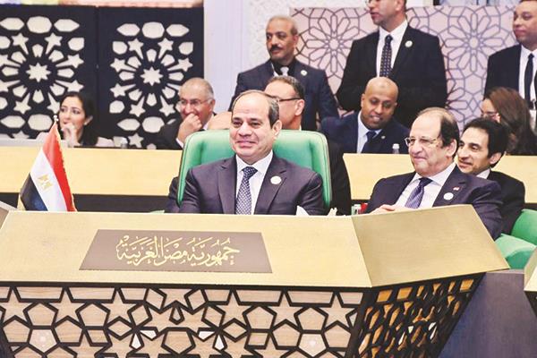 الرئيس عبدالفتاح السيسى خلال مشاركته فى القمة العربية