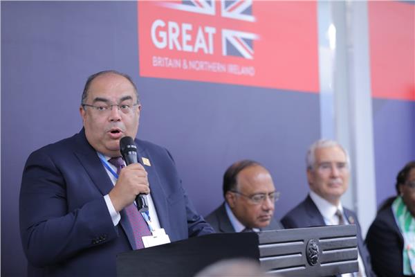  الدكتور محمود محيي الدين رائد المناخ للرئاسة المصرية