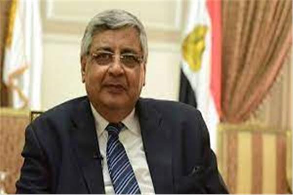  عوض تاج الدين، مستشار رئيس الجمهورية للشئون الصحية
