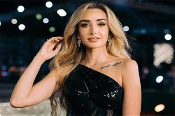 هنا الزاهد