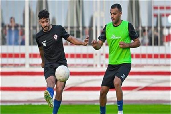 الزناري خلال تدريبات الزمالك 