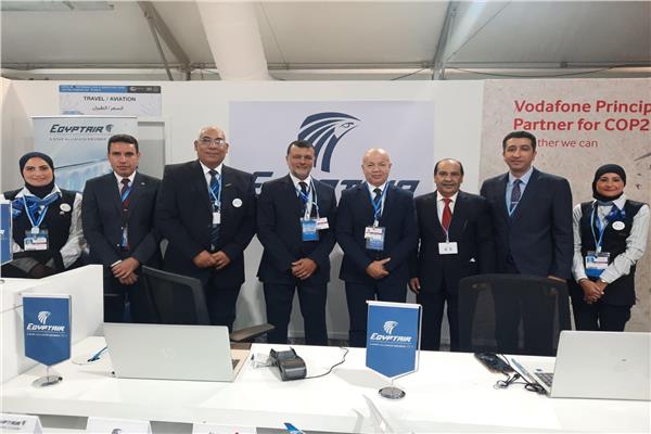 رئيس القابضة لمصر للطيران يتفقد المنطقة الزرقاء والمنطقة الخضراء بمؤتمر COP27 