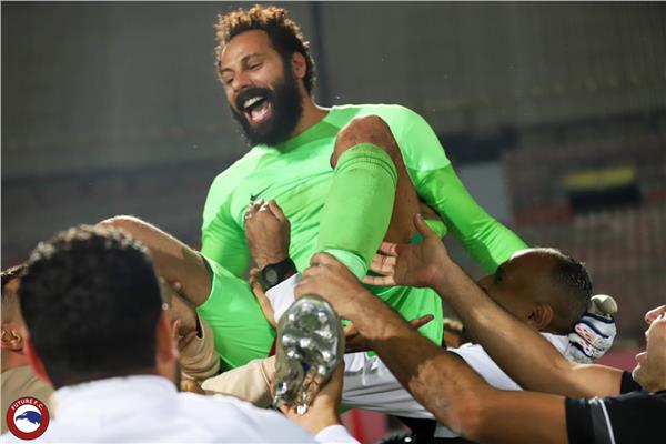 محمود عبدالرحيم " جنش"