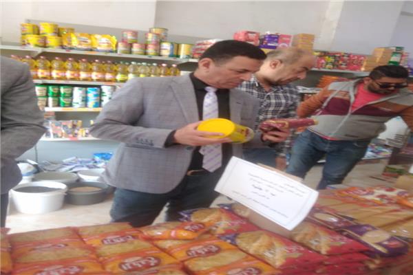 فتح منافذ جديدة لبيع السلع الغذائية بمطروح 