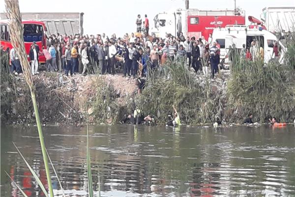 حادث انقلاب أتوبيس في ترعة