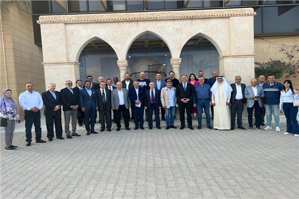 عمرو الليثي وجمال سليمان وكبار الشخصيات الإعلامية
