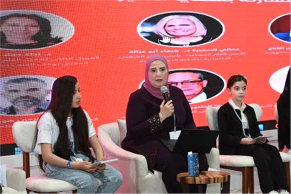 وزيرة التضامن الاجتماعي تشارك في الجلسة التفاعلية حول  حق الأطفال