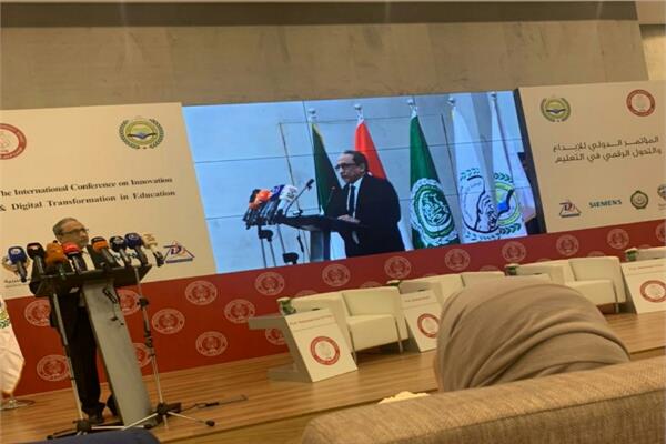  السفيرمحمدى احمد الني  الامين العام لمجلس الوحدة الاقتصادية العربية 