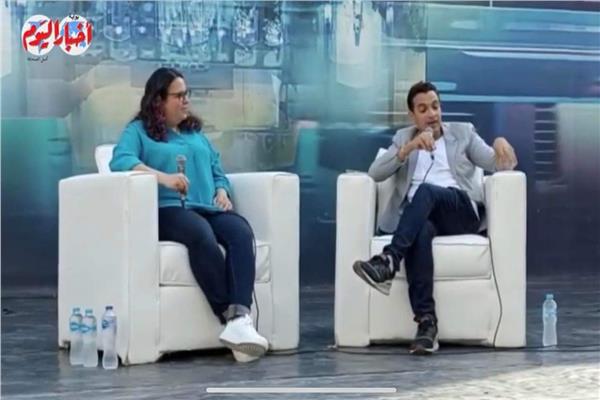 مخرجة فيلم «السباحتان»
