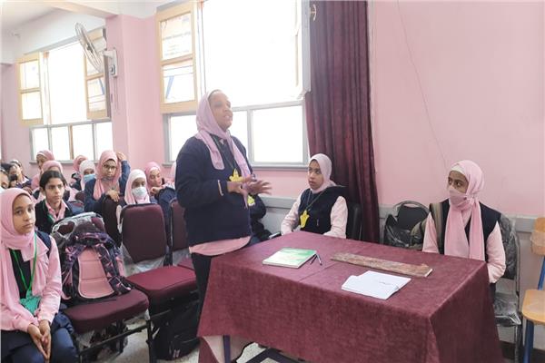 جانب من الندوة